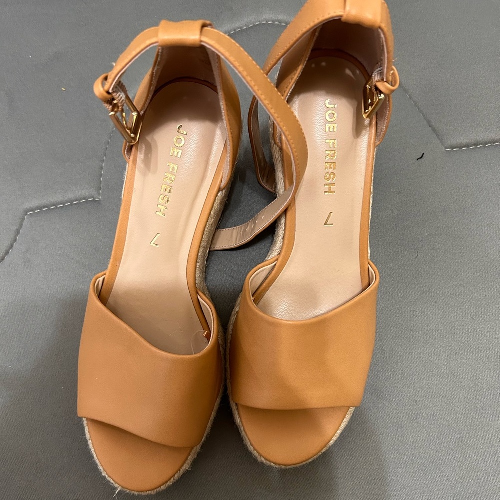Land shoes